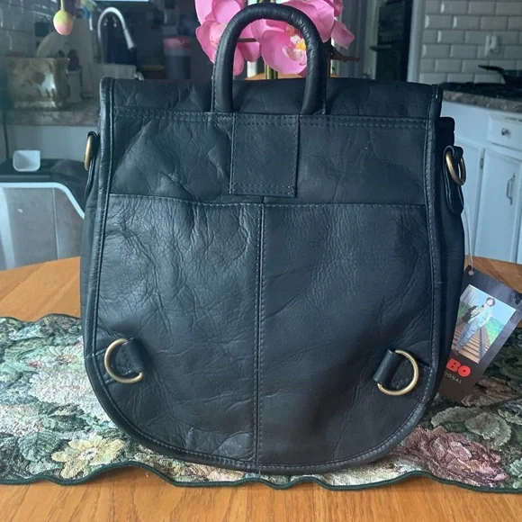 Hobo Leather Backpack Bag NWT Missing Strap Women display picture 1